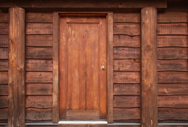 Cost of Log Cabin Siding Installation in Navarre