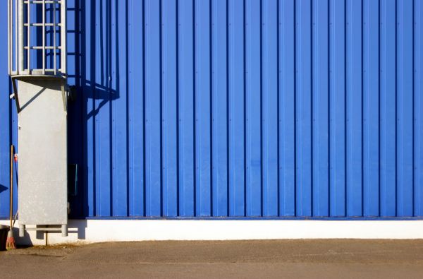 Ribbed Metal Siding Repair in Navarre