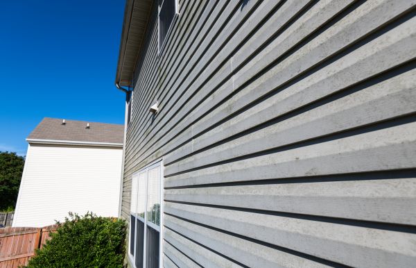 Cost of Vinyl Siding Panel Replacement in Navarre