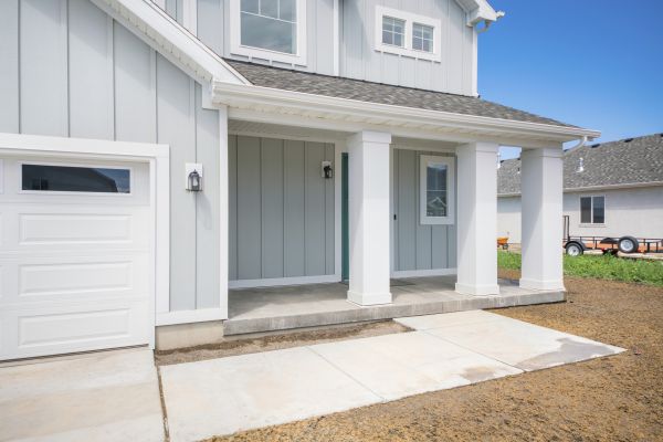 Cost of Batten Siding Installation in Navarre